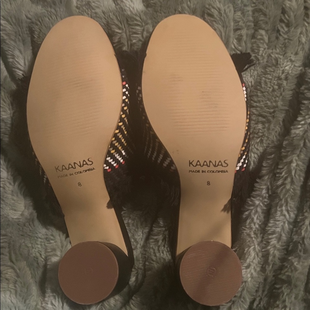 JOHNNY WAS SAMOS SANDAL
BLACK Multicolor Woven Block Heel Slide Sandals - Picture 4 of 5